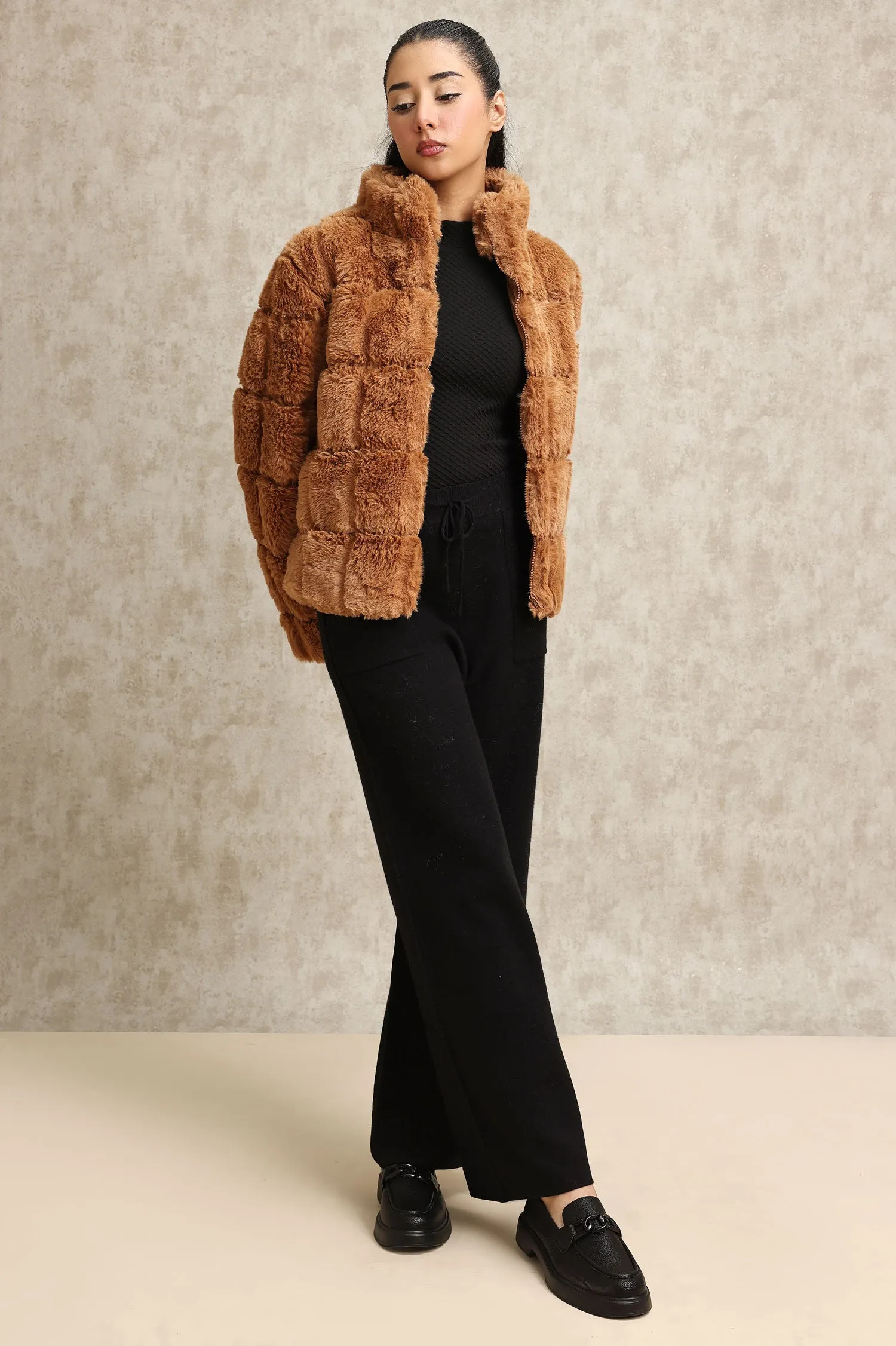 COZY FAUX FUR JACKET-BROWN