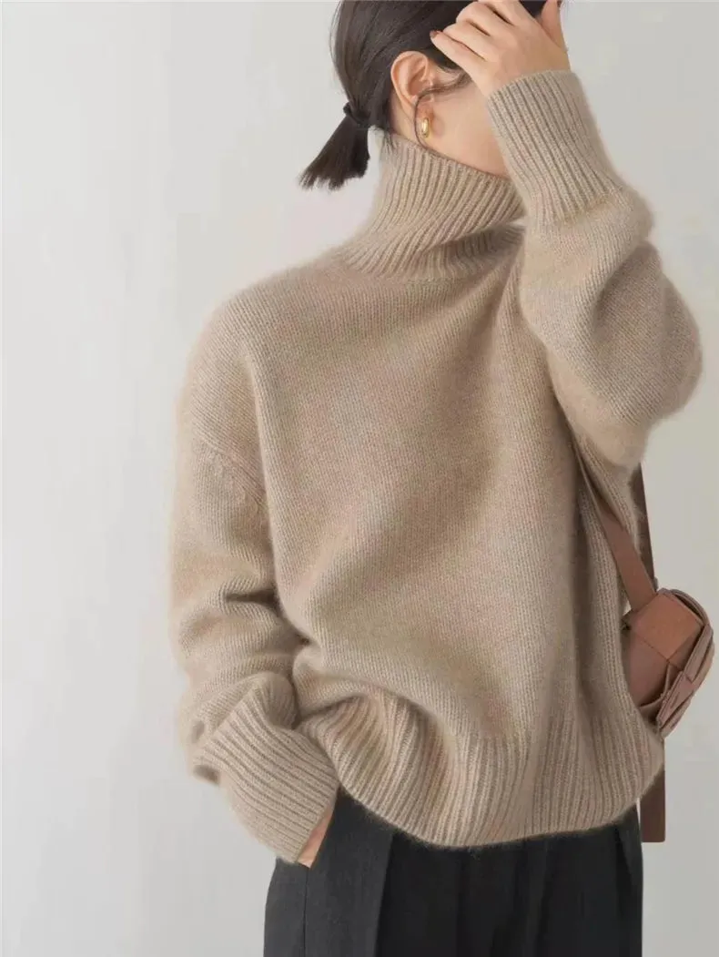 Karley – Comfortable, knitted, soft turtleneck sweater