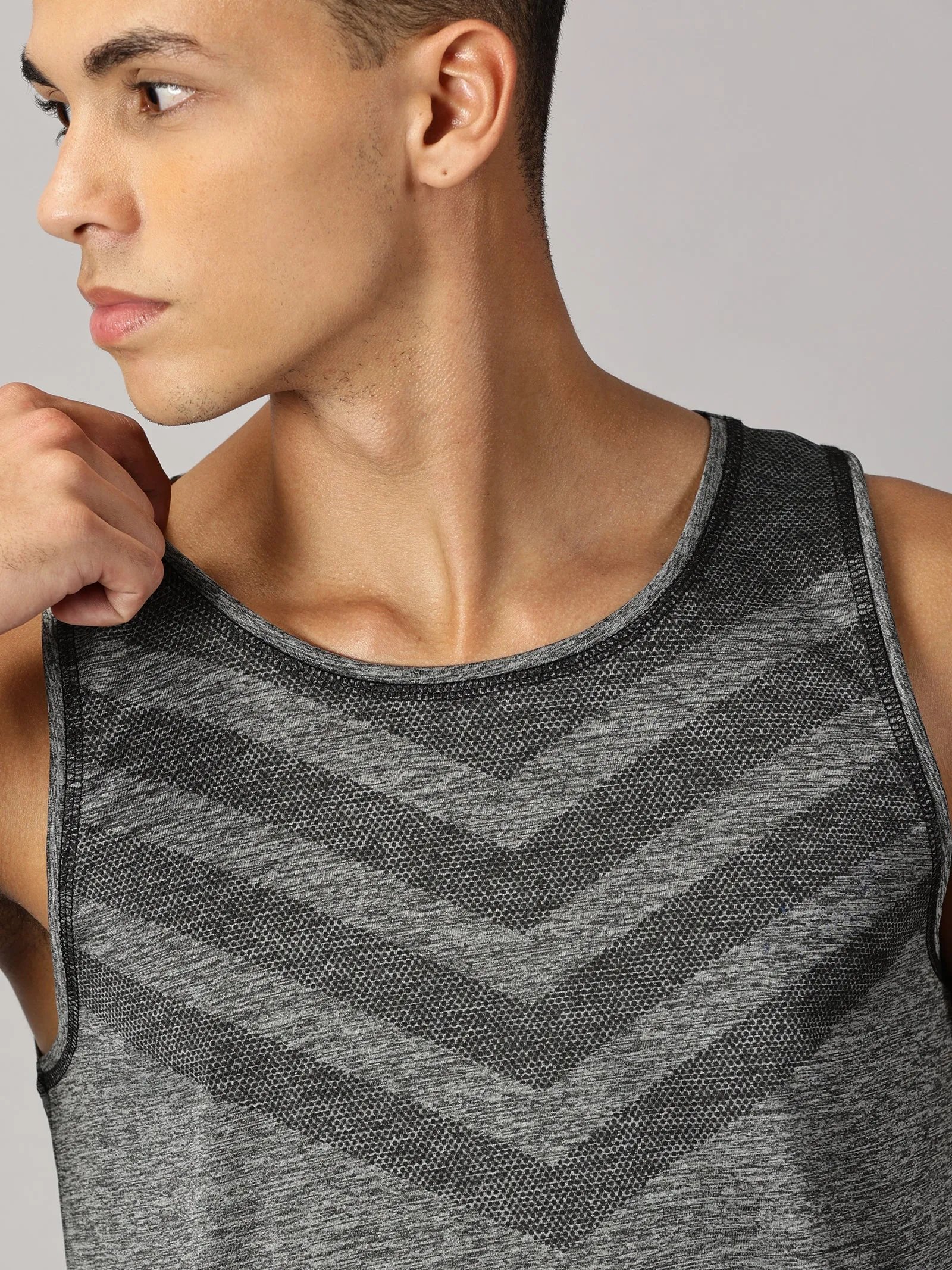 Men Slim Fit Round Neck Sleeveless Tank Top With arrow print at chest (Dark Grey)