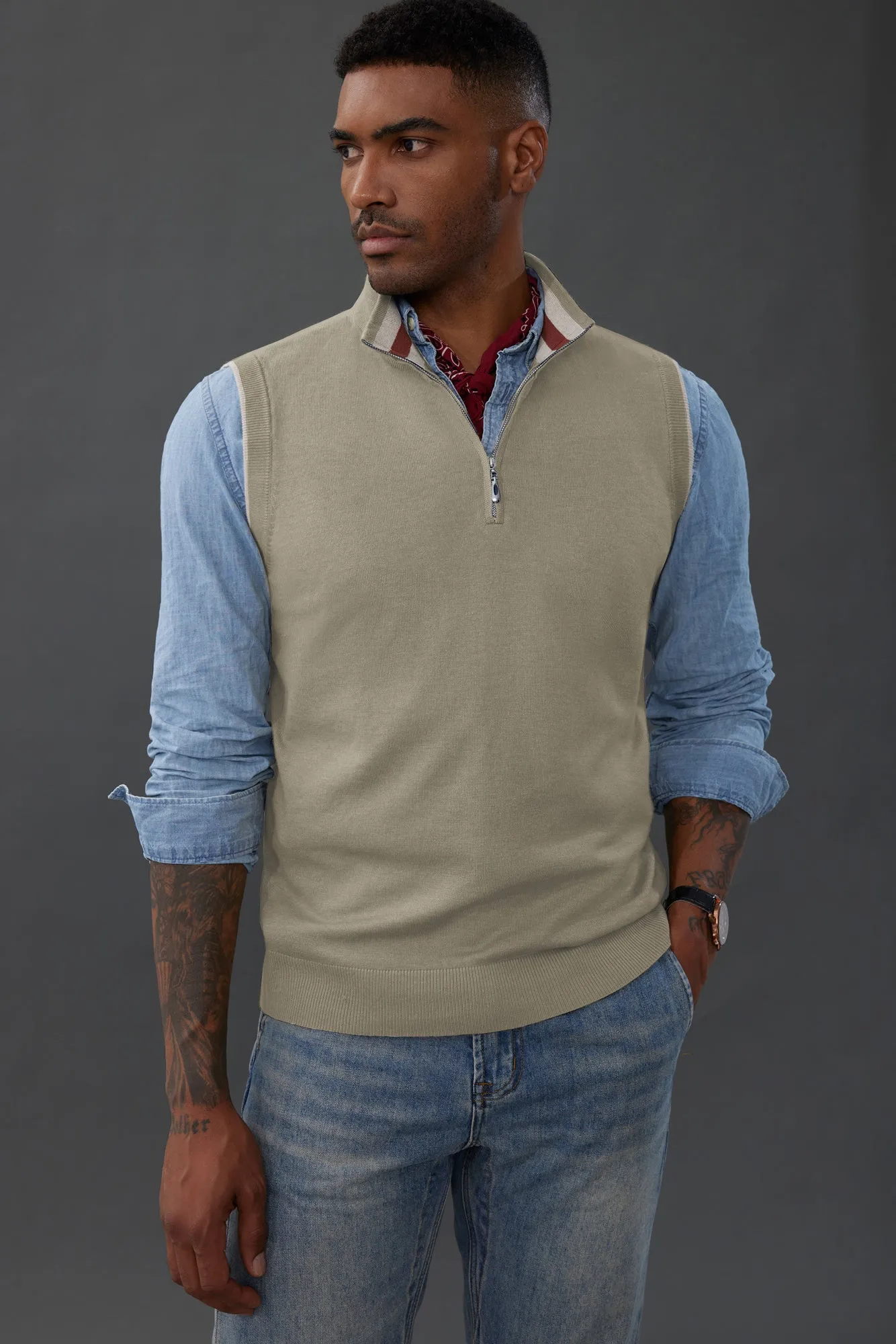 Men Stand Collar Sweater Vest Sleeveless Zip-up Neck Pullover Knitwear