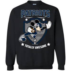 Nfl – New England Patriots Totally Awesome Mickey Mouse Super Bowl 2019 Football Crewneck Pullover Sweatshirt