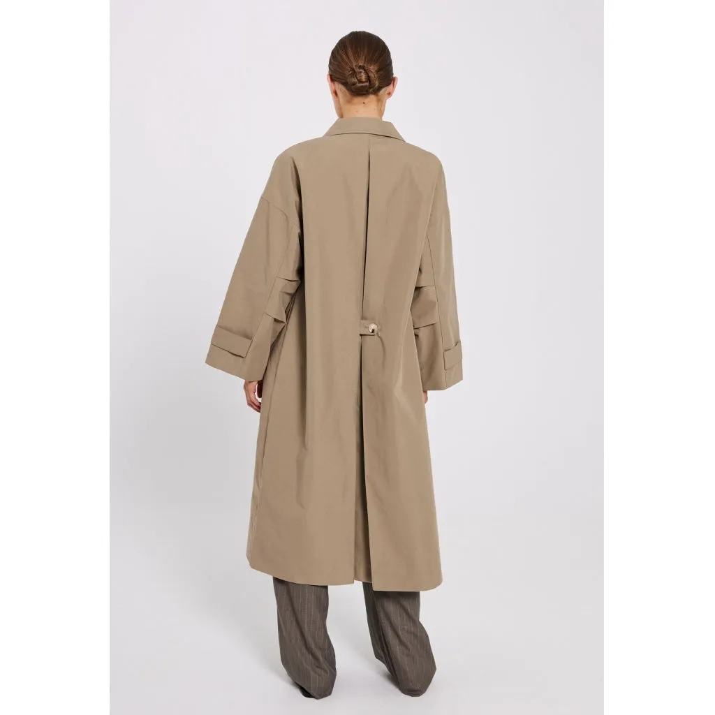 VANA trench coat