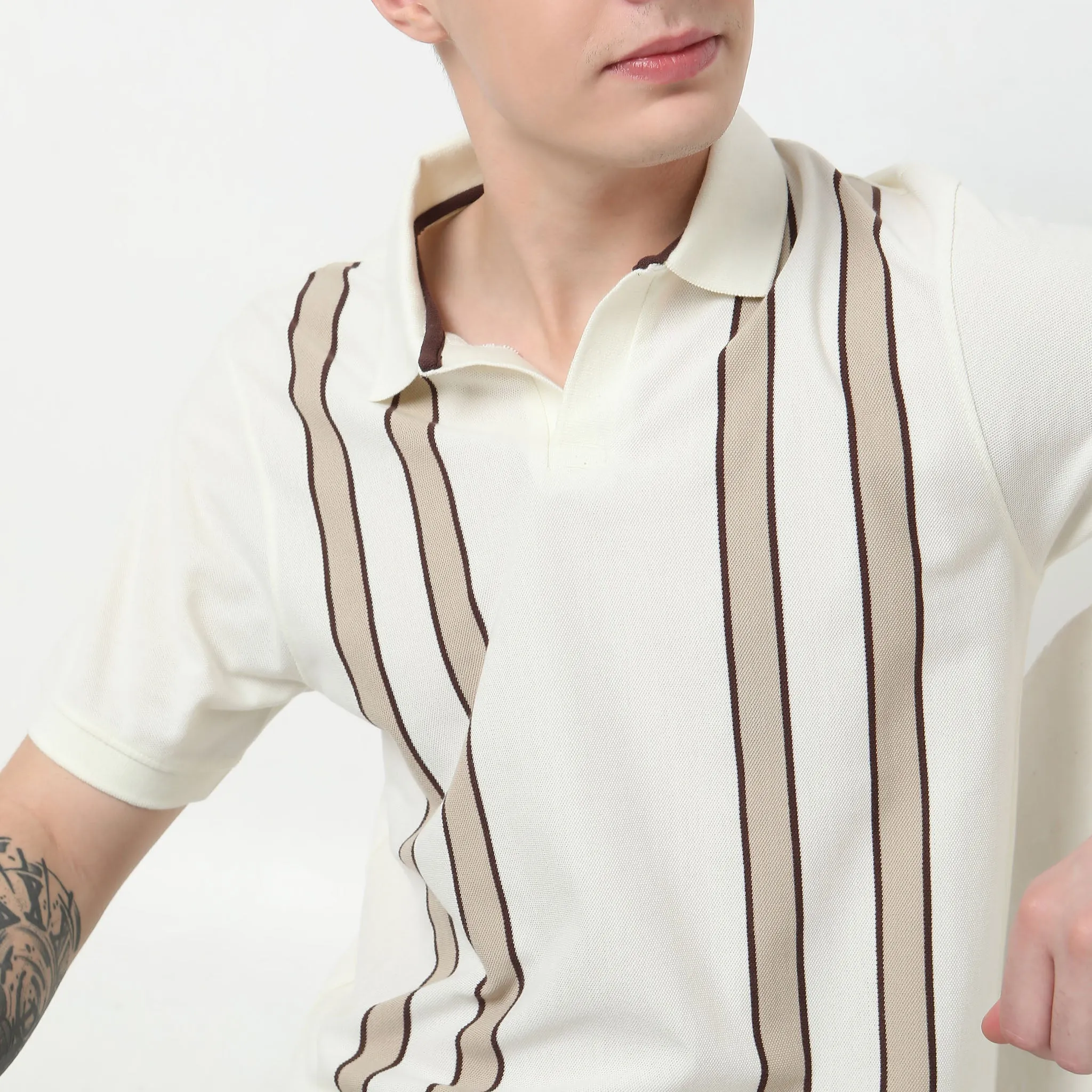 Weekend Polo™ - Exclusive Vertical Stripes Pattern Regular Fit Polo T-Shirt